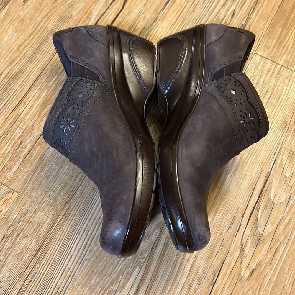 Clarks Women’s Shoes Brown Size US 7